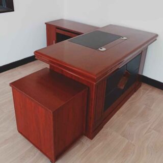 1.4 Meters executive desk