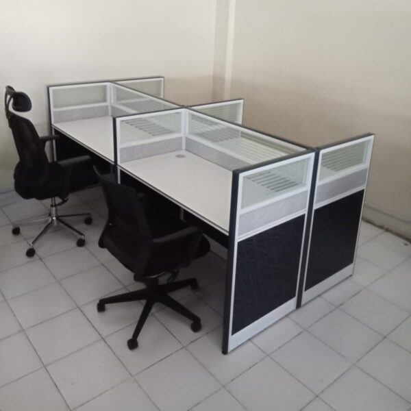 Modern 4-Way Modular Office Workstation