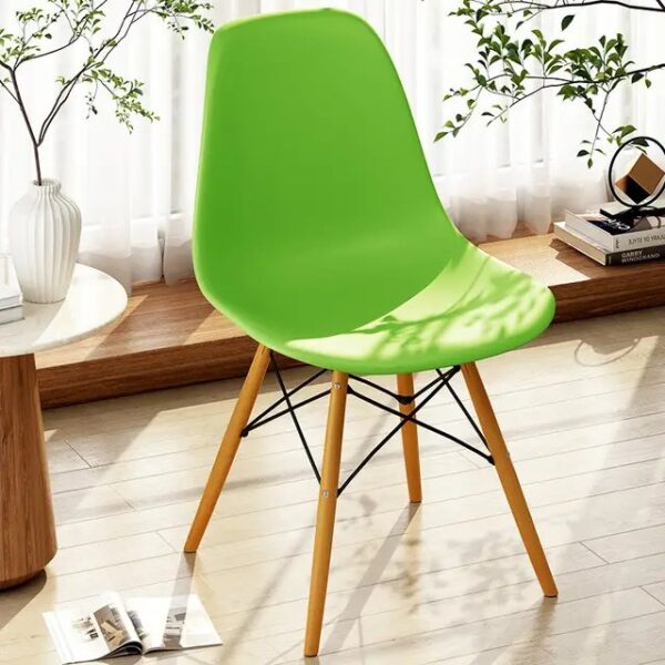 Commercial Lounge/Restaurant Eames Plastic Chairs