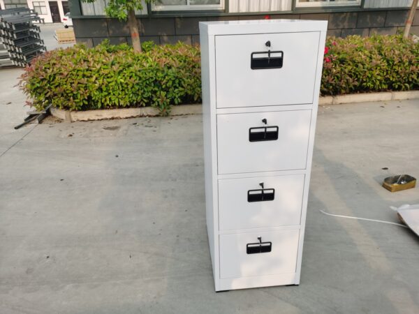 4-Drawer Filing Cabinet with 4 Keys