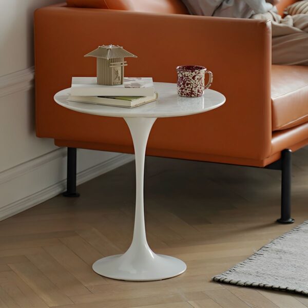 Kinnu Round Metal Base Dining Table